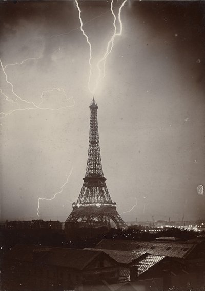 La Torre Eiffel colpita da un fulmine, 1902 da Gabriel Loppe