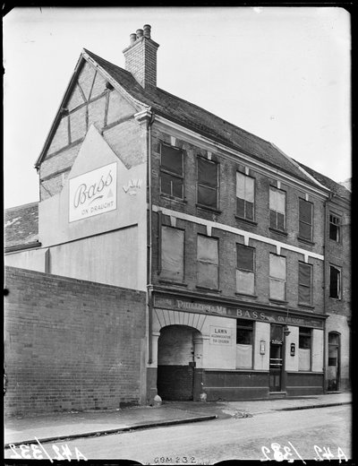 Mermaid Inn, Gosford Street, Coventry, 1941 da George Bernard Mason