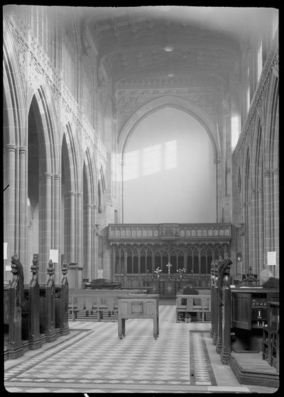 Chiesa cattedrale di Santa Maria, Fennel Street, Manchester, 1942 da George Bernard Wood