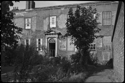 Clarence Hotel, Lead Yard, Darlington, 1942 da George Bernard Wood