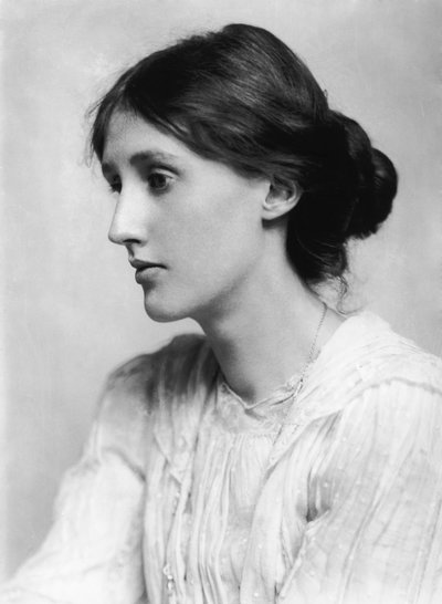 Virginia Woolf, autrice britannica, 1902 da George Charles Beresford