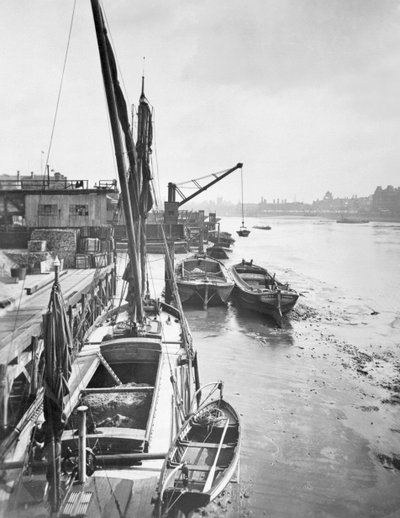 Albert Embankment verso Lambeth Palace da Vauxhall Bridge, Londra da George Davison Reid