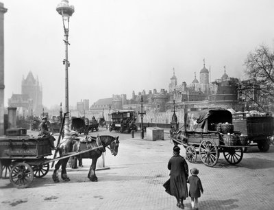 Carri fuori dalla Torre di Londra da George Davison Reid