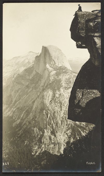 Glacier Point (3200 piedi) e Half Dome (5000 piedi) da George Fiske