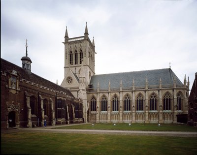 Arte gotica: vista del Saint John College fondato nel 1511 dalla Contessa di Richmond da George Gilbert Scott