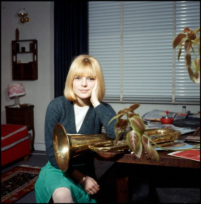 France Gall a casa, Parigi da Bartolome Esteban and studio Murillo