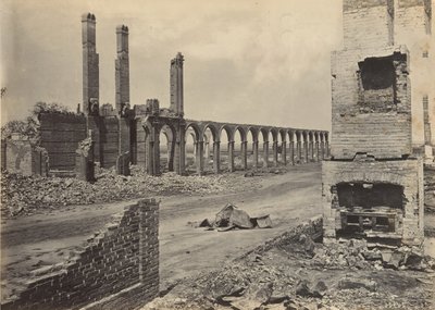 Rovine della stazione ferroviaria, Charleston, Carolina del Sud, 1860s da George N. Barnard