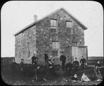 Dimora di un colono, Canada, fine XIX secolo da George Philip and Son Ltd