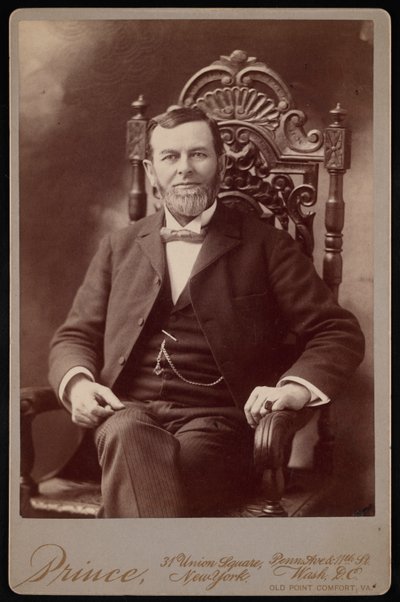 Ritratto di Joseph Williams Collins 1839-1904, 1890s da George Prince