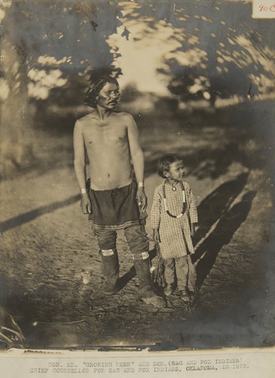 On. Sig. Growing Horn e figlio. (Indiano Sac e Fox) Capo consigliere per Sac e Fox Indian, Oklahoma, nel 1873 da George W. Ingalls