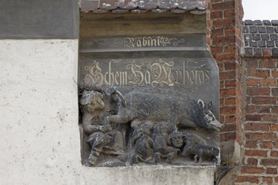 Scultura raffigurante la Judensau, c.1440 da German School