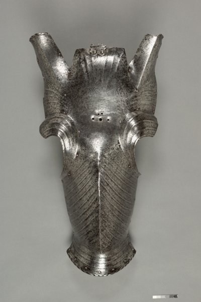Chanfron in stile Maximilian da German School