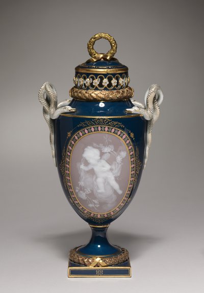 Vaso coperto, realizzato dalla manifattura di porcellana di Meissen, Germania, 1881 da German School