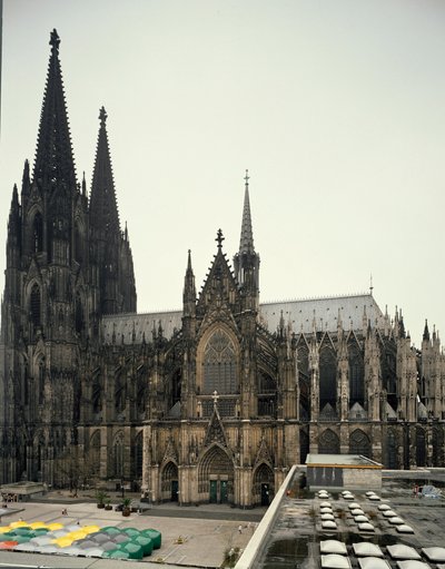 Arte gotica: Vista della Cattedrale di Colonia costruita tra il 1248 e il 1560, Germania da German School