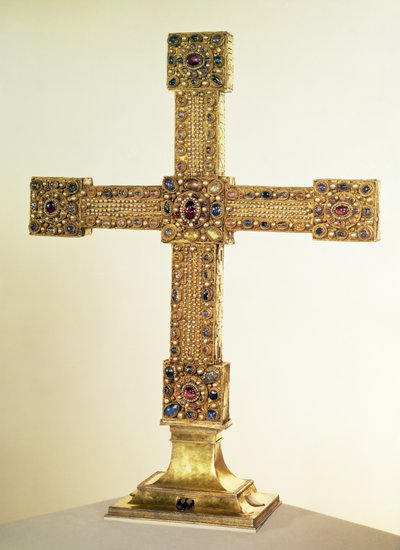 Croce imperiale del Sacro Romano Impero fatta di quercia ricoperta di placche d