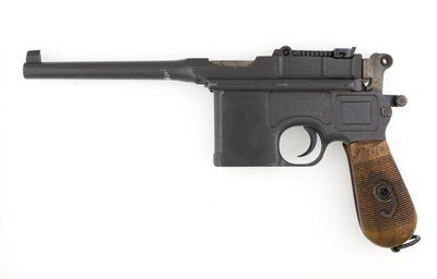 Pistola semiautomatica Mauser C96 calibro 9 mm, modello Export convertito a 9 mm Parabellum da German School