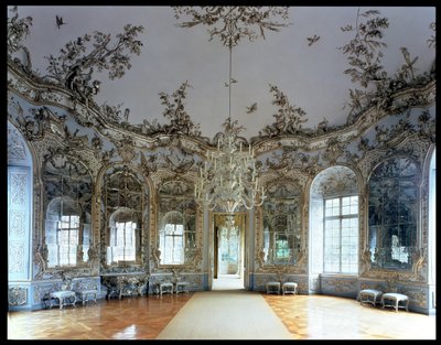 La Sala degli Specchi, progettata da Francois Cuvillies, con lavori in stucco di Johann Baptist Zimmermann da German School