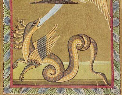 Il drago a sette teste tenta di danneggiare la donna sputando un torrente d