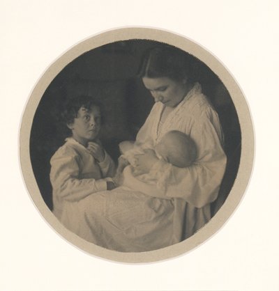 Nancy, Paul (a 3 anni e mezzo) e Claire (a 5 mesi) da Gertrude Käsebier