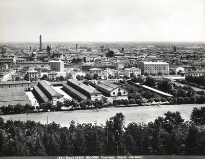 Vista panoramica di Bologna con alcune fabbriche da Giacomo Brogi