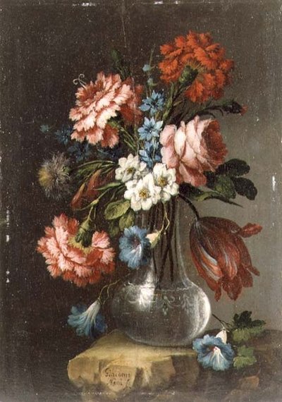 Rose, tulipani, convolvoli e altri fiori in un vaso di vetro da Giacomo Nani