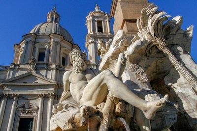 Personificazione del fiume Gange, dettaglio dalla Fontana dei Quattro Fiumi da Gian Lorenzo Bernini