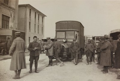 Album "Immagini di Guerra II": soldati italiani a Gradisca Sagrado, Gorizia, Italia da Gigliucci Gigliucci