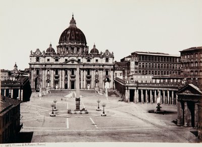 La Basilica di San Pietro, Città del Vaticano da Giorgio Sommer