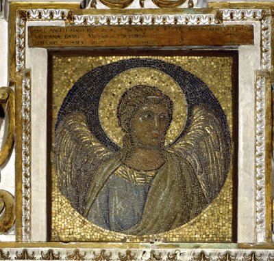 Angelo. Frammento del pod. Mosaico con sfondo dorato realizzato da Giotto di Bondone (1267? - 1337) e architettura di Maderno da Giotto (c.1266 1337)