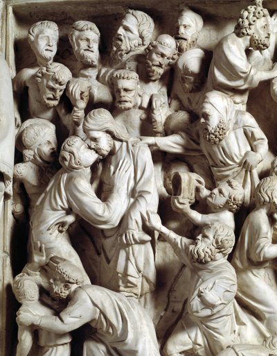 Dettaglio dei rilievi della Cattedra realizzata da Giovanni Pisano: il bacio di Giuda (dettaglio) da Giovanni Pisano