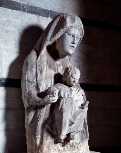 Vergine con bambino da Giovanni Pisano