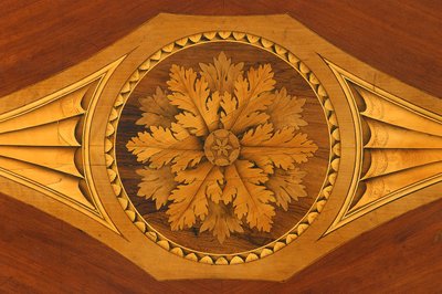 Dettaglio della parte superiore di un tavolo (dettaglio) da Giuseppe Maggiolini