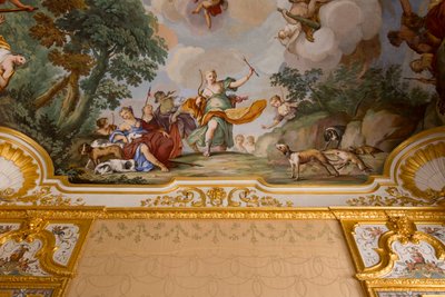 Rappresentazioni del mito di Diana, di Domenico e Giuseppe Valeriani, affresco, soffitto a volta della camera da letto, appartamento del Re, residenza di caccia, di Filippo Juvarra, Stupinigi, Piemonte, Italia da Giuseppe and Valeriani Domenico Valeriani