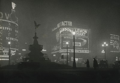 Piccadilly Circus anni 