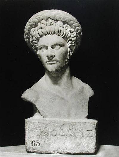 Busto di Pythodorus da Greco Roman