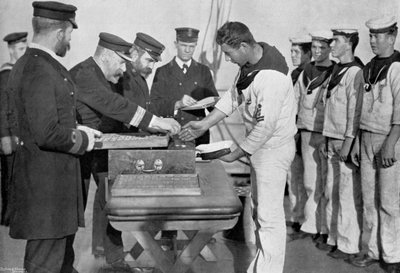 Giorno di paga a bordo della HMS Royal Sovereign, 1895 da Gregory and Co