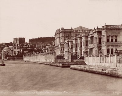 Palazzo Dolmabahçe e Ambasciata Tedesca da Guillaume Berggren