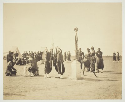 La bandiera alzata del reggimento Zuavi, Camp de Châlons da Gustave Le Gray