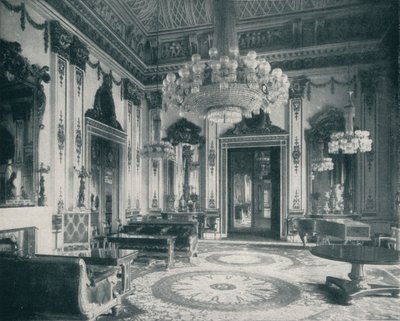 La Sala Bianca a Buckingham Palace, c. 1899, 1901 da HN King