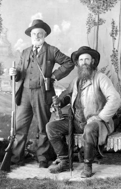 Richard Maynard e il Capitano Newton H. Chittenden, c.1875 (foto in bianco e nero) da Hannah Maynard