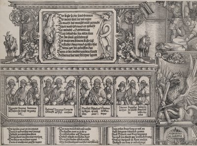 La sezione superiore del portale sinistro, con l