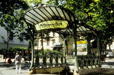 Stazione della metropolitana Abbesses a Parigi, Francia da Hector Guimard