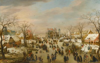 Un paesaggio invernale panoramico con una moltitudine di figure su un fiume ghiacciato da Hendrick Avercamp