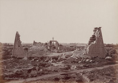 Karnak, i piloni di Horus da Henri Béchard