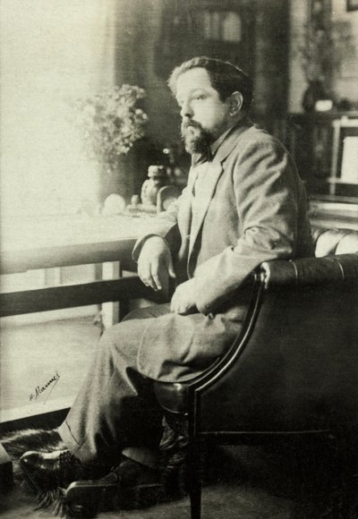 Ritratto di Claude Debussy (foto) da Henri Manuel