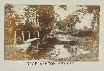 Vicino a Ashton Keynes da Henry W. Taunt