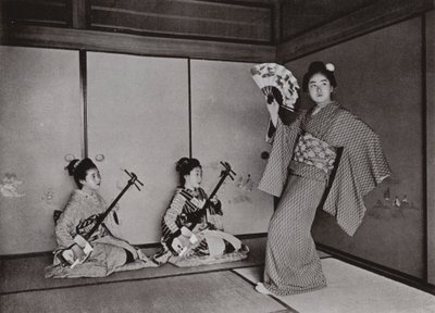 Una geisha che danza da Herbert Ponting
