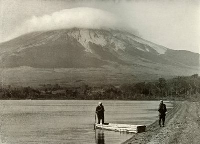 Fuji dal Lago della Luna di Tre Giorni, 1910 da Herbert Ponting