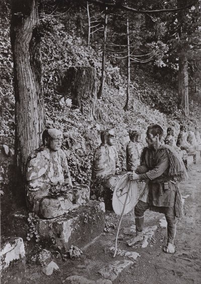 Meditazione, uno studio a Gamman-ga-Fuchi, Nikko da Herbert Ponting