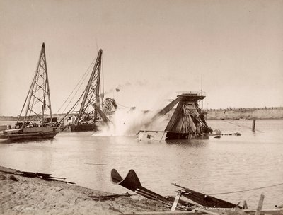 Esplosione di una draga posta in un canale da Hippolyte Arnoux